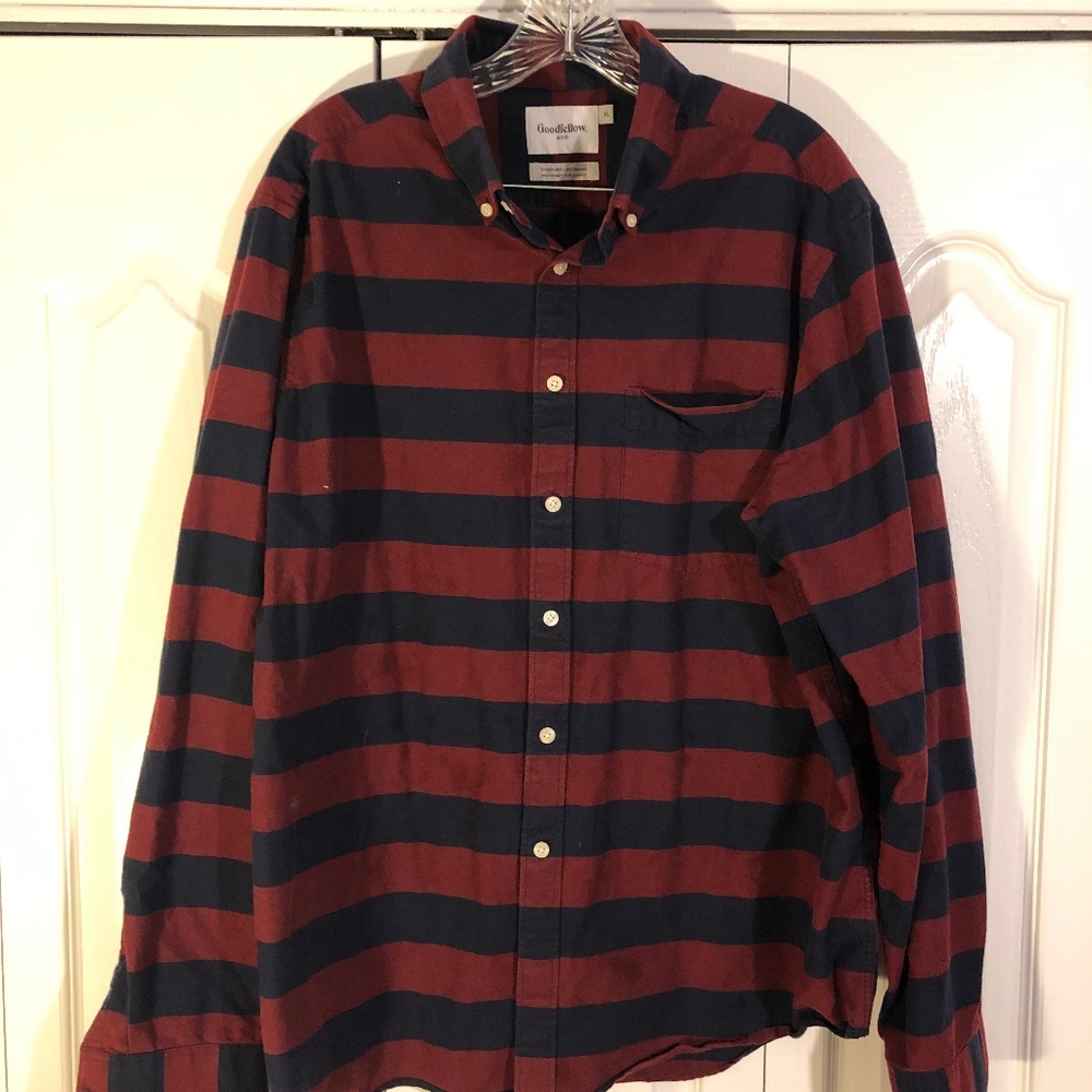 Goodfellow-XL red & navy striped casual button up